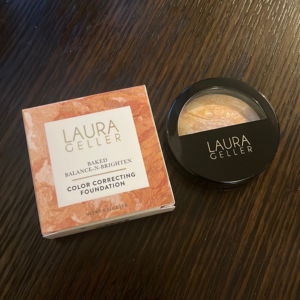 Laura Geller Baked Balance and Brighten Foundation